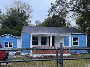 Building Photo - 3558 Morgan Dr