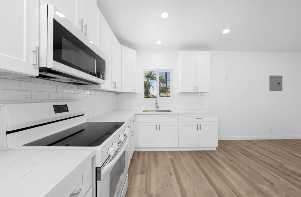 Building Photo - 622 I St