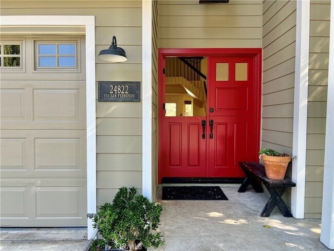 Building Photo - 24822 Via San Fernando