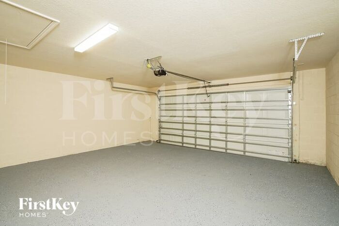 Building Photo - 3619 SW Ballweg St