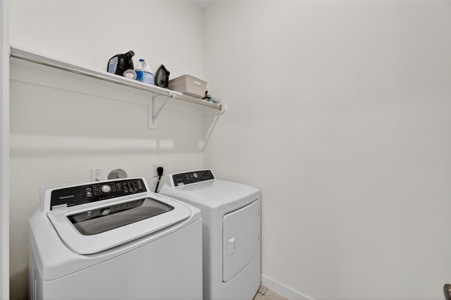 Building Photo - 4439 Stone Ridge Ln