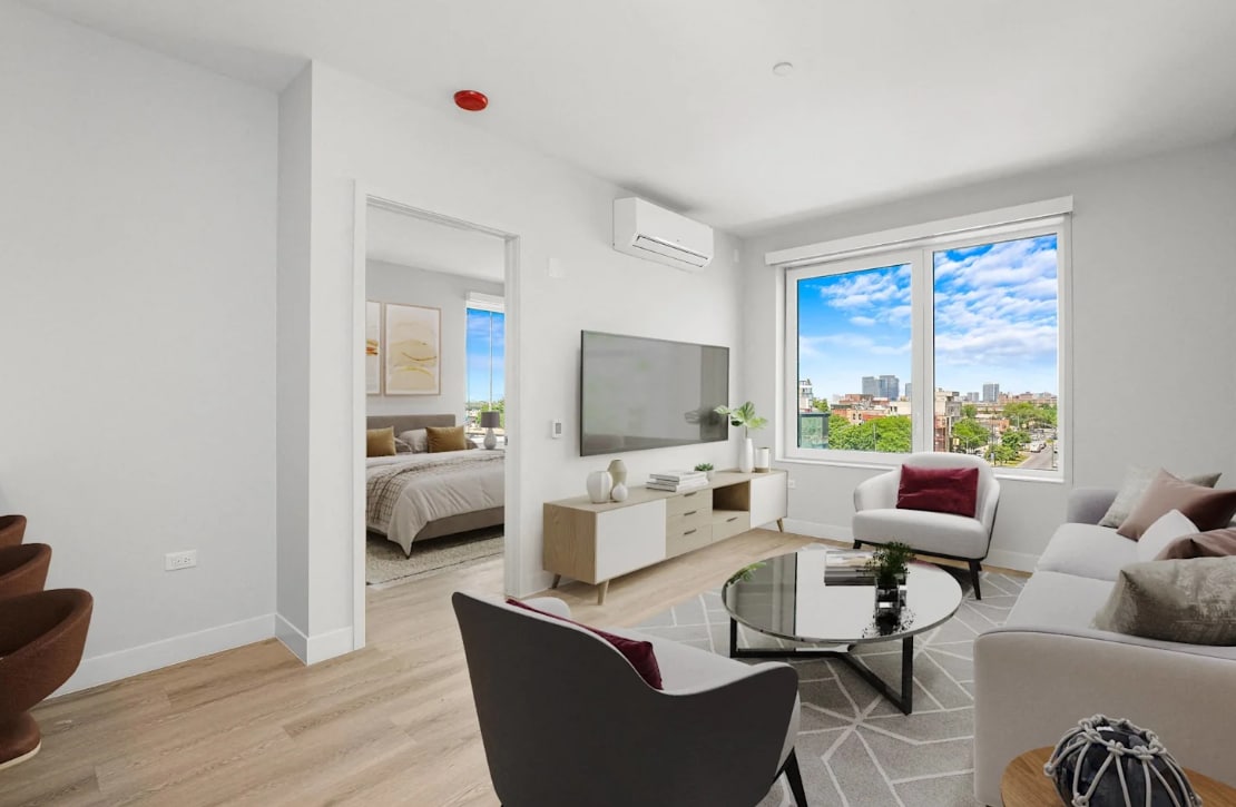 Building Photo - 300 N Ashland Ave