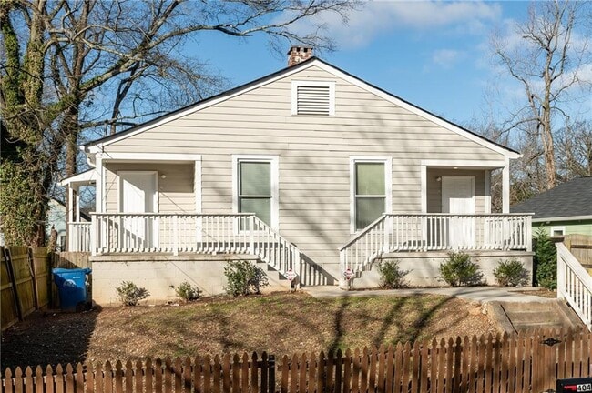 Building Photo - 406 Paines Ave NW