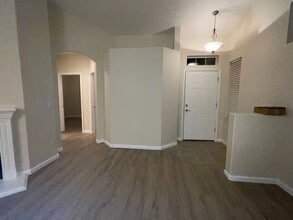 Building Photo - Adorable 3 bedroom with great location!