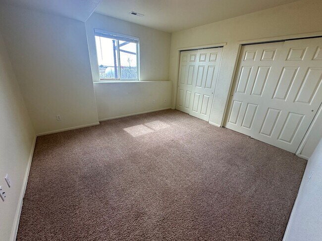 Building Photo - Beautiful 4-bedroom 3-bathroom Home on 5 Acres with Mountain Views!!!