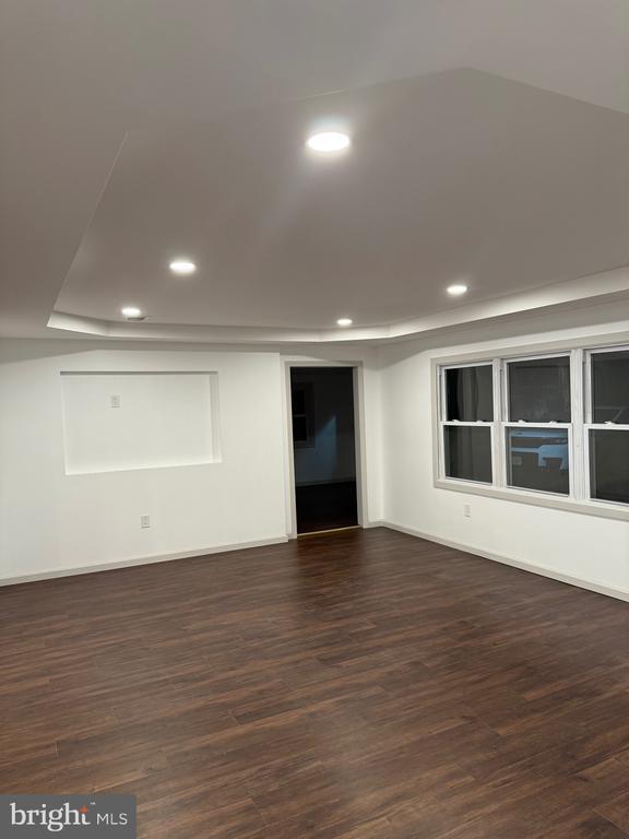 Building Photo - 73 Garland Ln