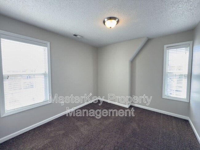 Building Photo - 4421 Windsock Ln