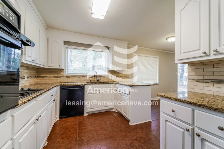Building Photo - 4637 Old Canton Rd