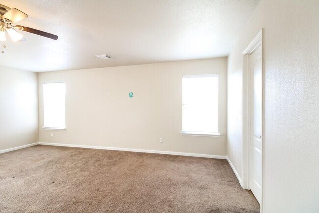 Building Photo - 21227 Misty Brook Bend Ln