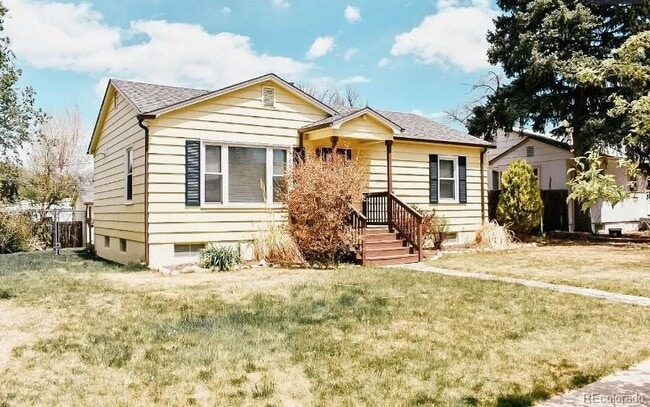 Primary Photo - 1310 Columbia St