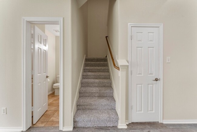 Building Photo - 17815 Misty Pond Ct