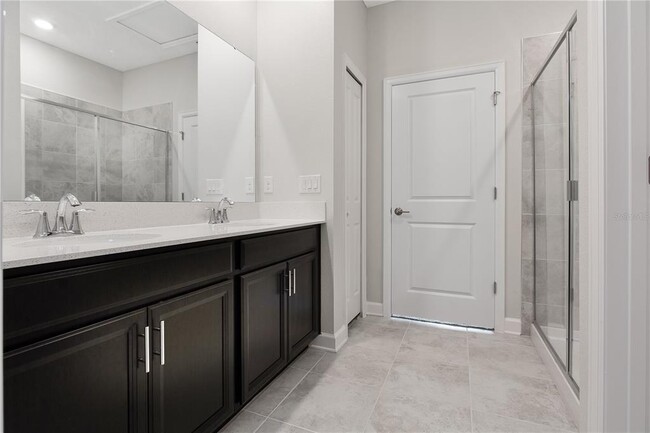 Building Photo - 4410 Seven Canyons Dr