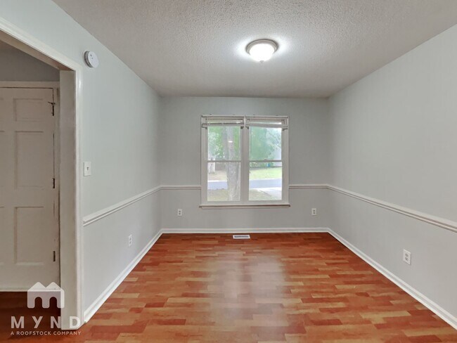 Building Photo - 303 Indian Springs Dr