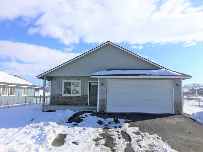 Primary Photo - This Home Has It All!