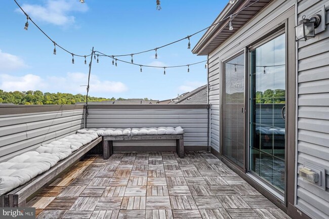 Building Photo - 1328 Trestle Dr