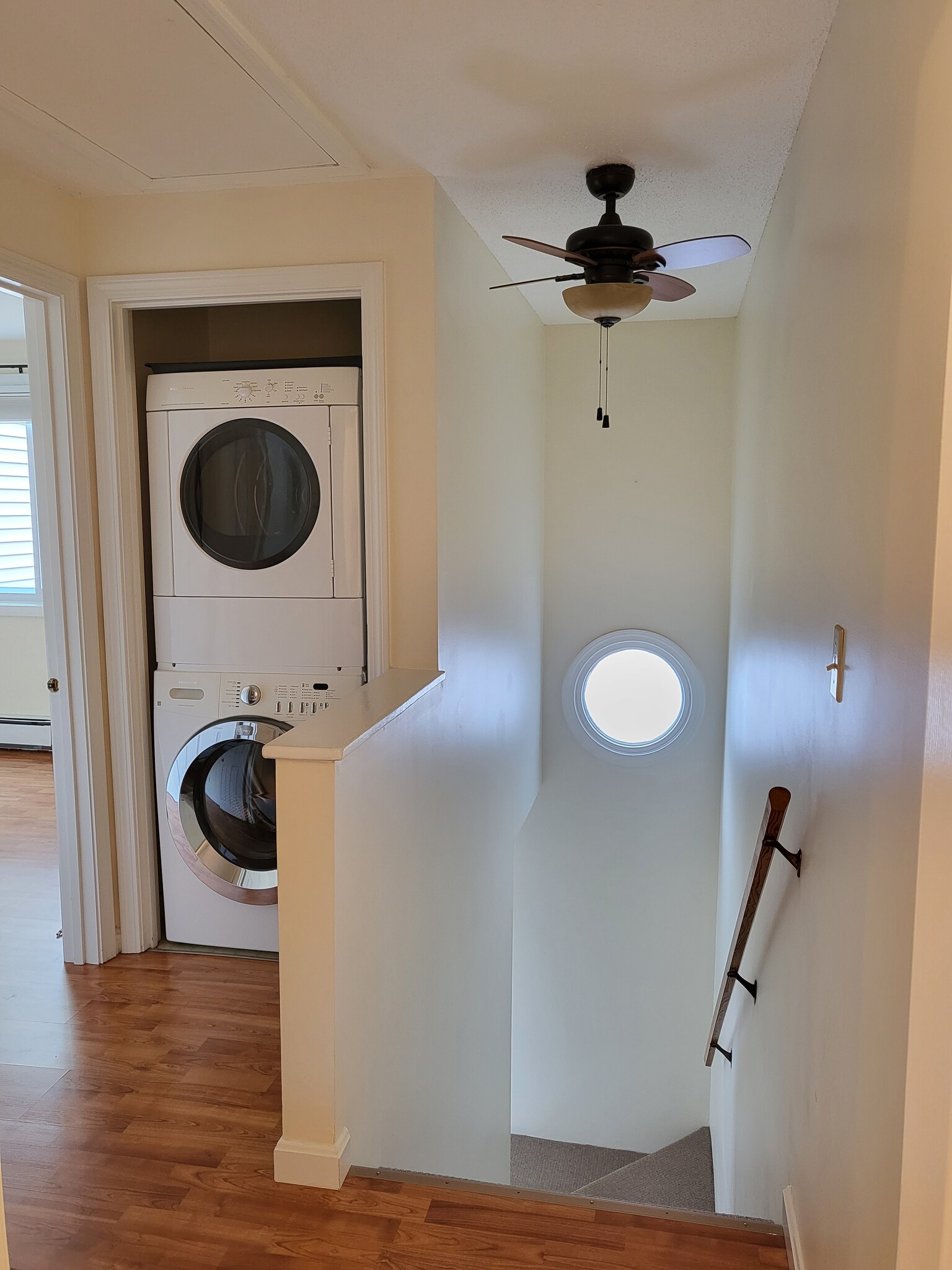 Building Photo - 378 Portland Rd