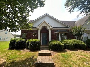 Building Photo - PRE-LEASING FOR AUGUST 2025! 1/2 OFF SECUR...