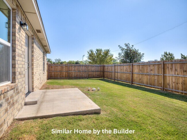 Building Photo - Pet-Friendly 3-Bed Home – Move-In Ready with Garage