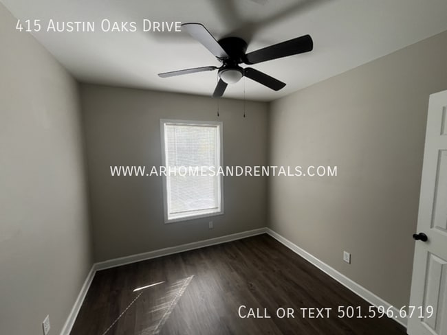 Building Photo - 415 Austin