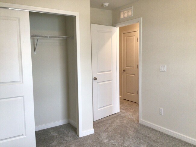 Building Photo - 14238 Sapelo Beach Dr