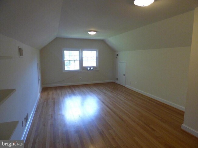 Building Photo - 7815 Fulbright Ct