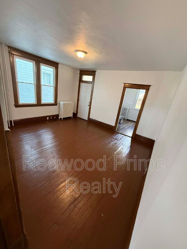 Building Photo - 552 Highland Ave