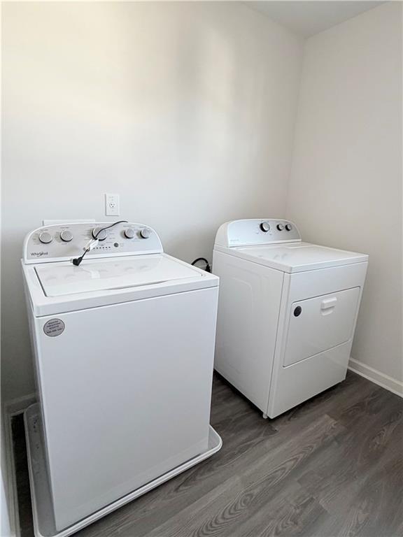 Building Photo - 633 Tudor St