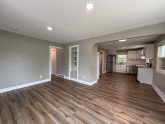 Building Photo - 5568 Haughey Ave SW