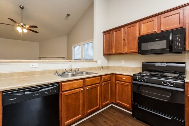 Building Photo - 1582 Thornwick Trace
