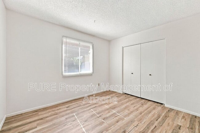 Building Photo - 2604 W Ellis Dr