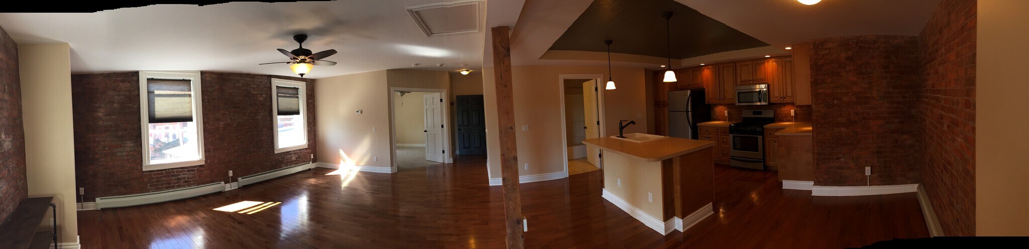 Building Photo - 23 S Main St Apt 5
