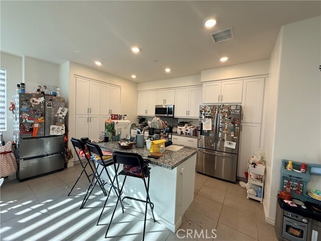 Building Photo - 2720 Kelley Pl