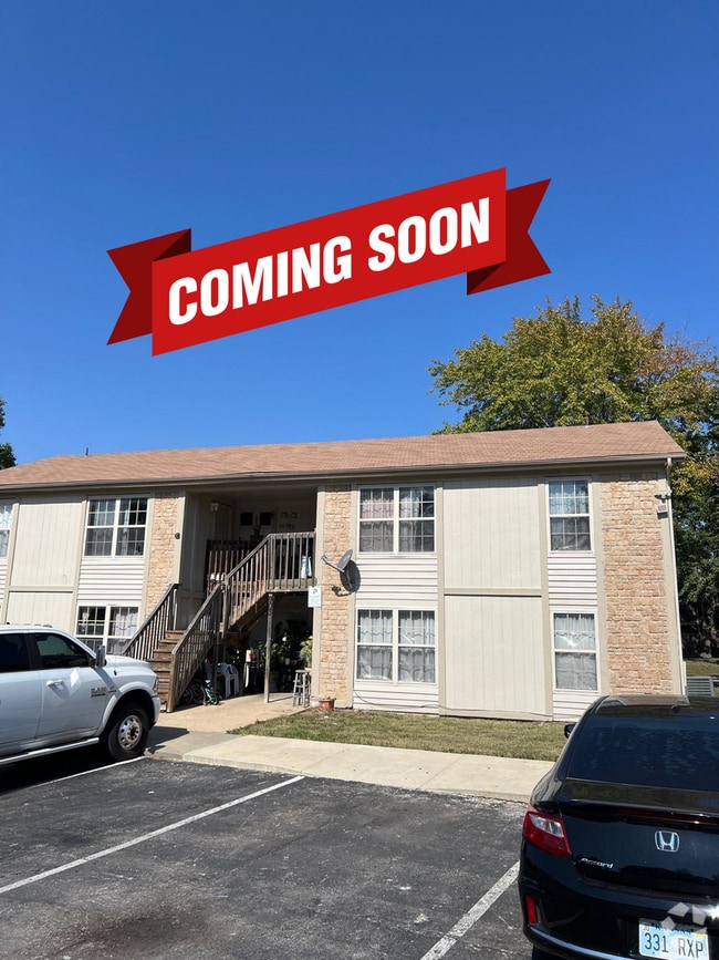 Building Photo - ** COMING SOON** Charming 2-Bedroom Home i...