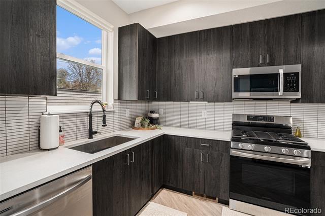 Building Photo - 1074 Knox Ct