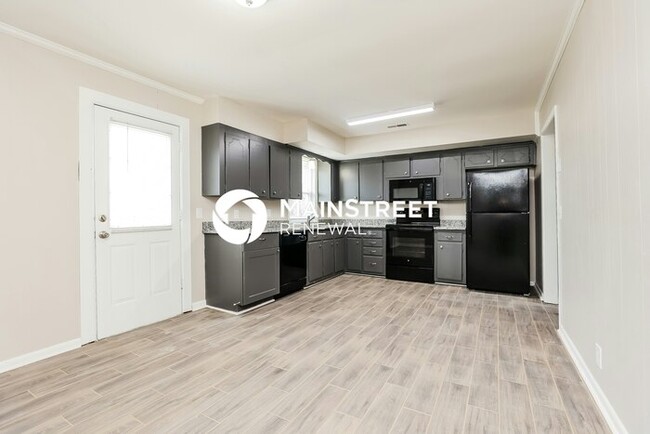 Building Photo - 226 Grandview Dr