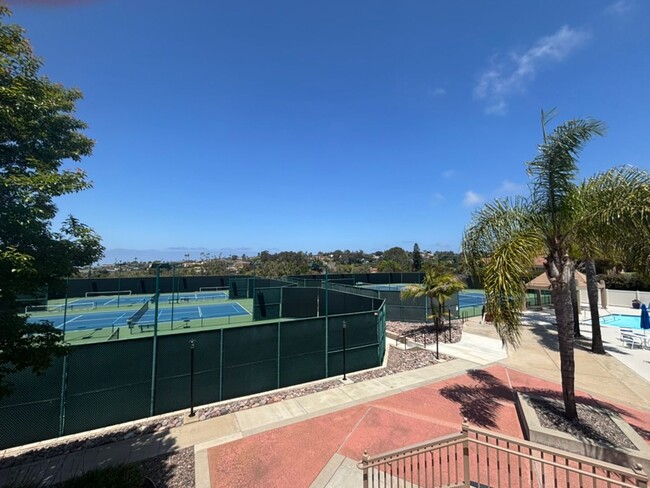 Building Photo - Beautiful 3BD 3.5BA House in La Jolla