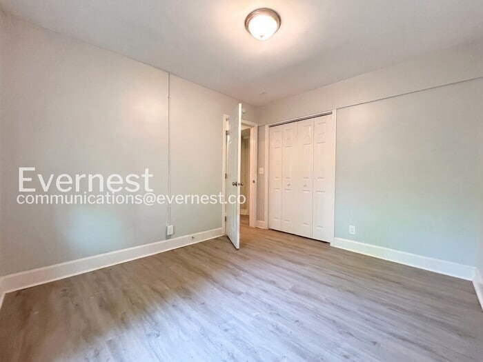 Building Photo - 438 Lanier St NW