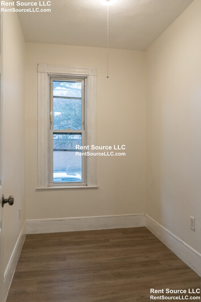 Building Photo - 258 Prospect St