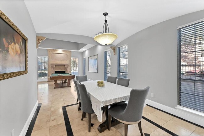 Building Photo - 3503 Highfalls Dr