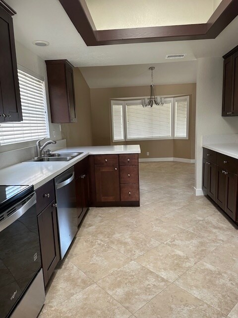 Building Photo - 23657 Cutter Dr