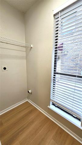 Building Photo - 1605 5th Ave