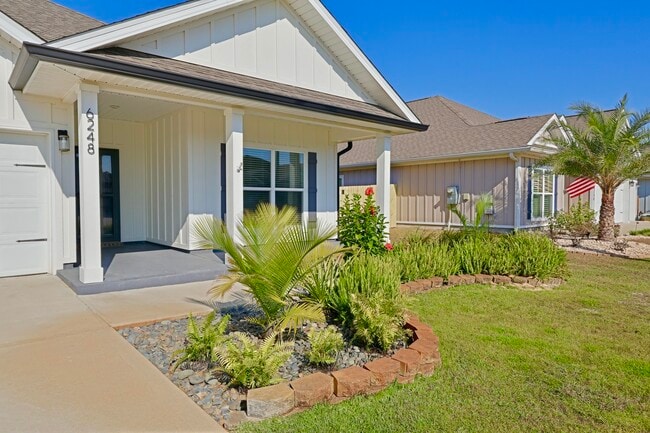 Building Photo - 6248 Jenks Dr