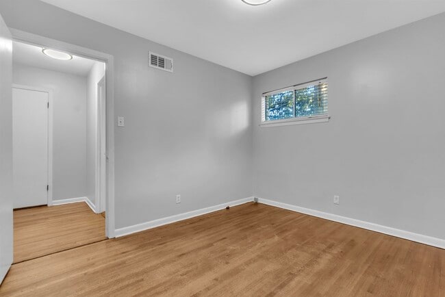 Building Photo - 1130 Wheaton St