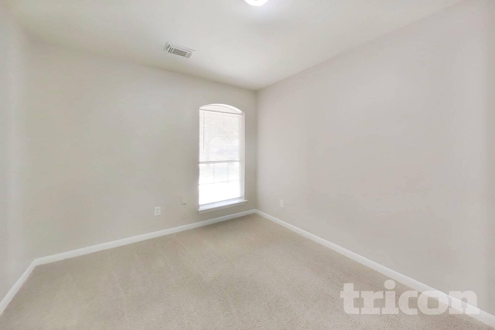 Building Photo - 8707 Texas Acorn Ave
