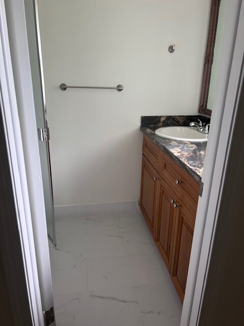 Building Photo - 800 Ibis Way