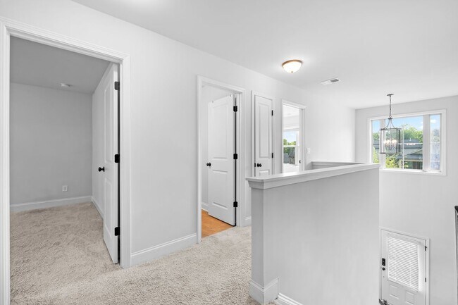 Building Photo - 315 Hudson Chase Ct