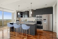 Building Photo - Enjoy 1 Month Free + Credit Back on Fees!