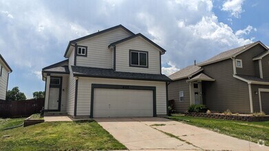 Building Photo - Large 4 Bed 3.5 Bath in Stetson Hills