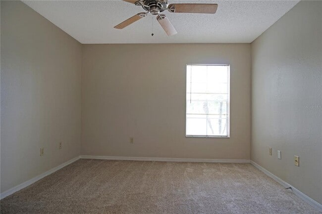 Building Photo - 1930 Summer Club Dr