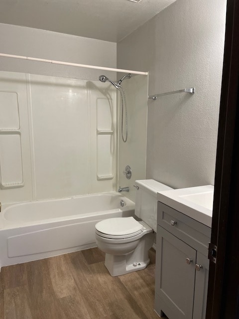 Mater Bath - 16520 Linden Ave N